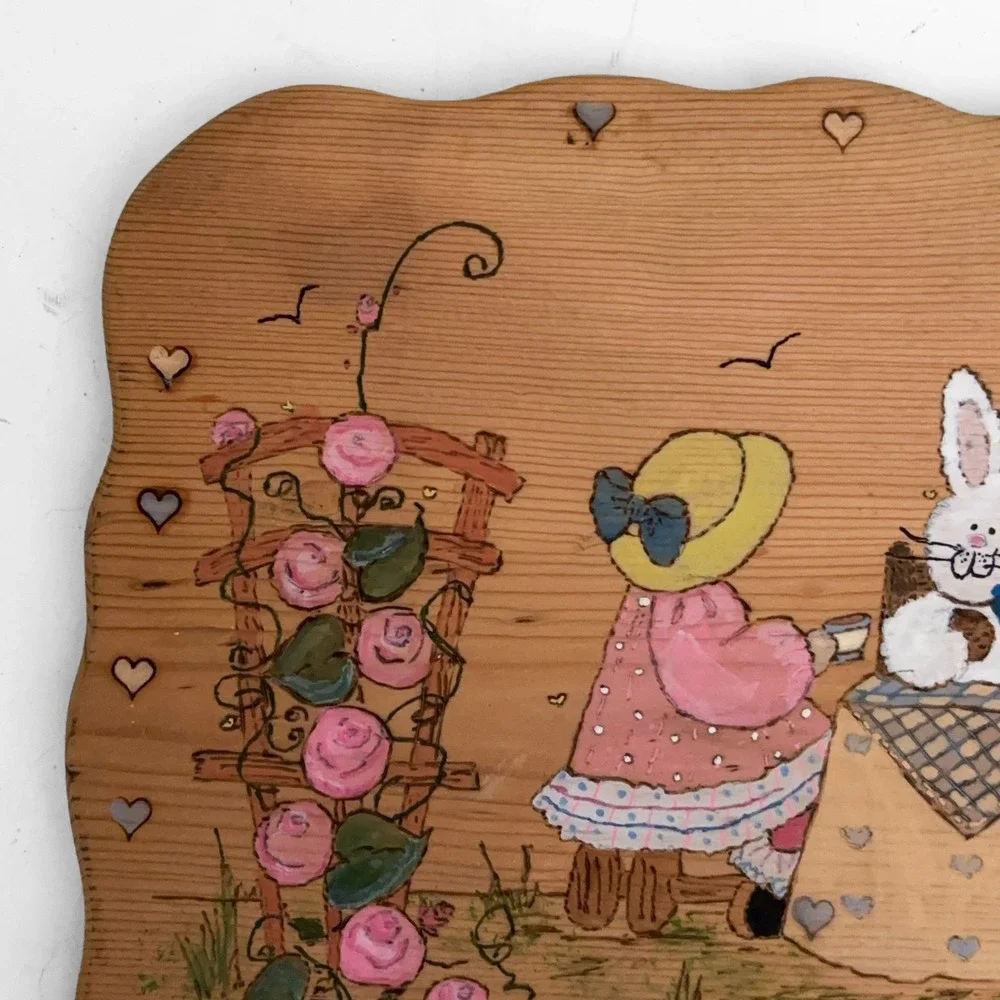 VTG 80s Hand Painted Wood Plaque Garden Tea Party Bunny Easter Scalloped Edge